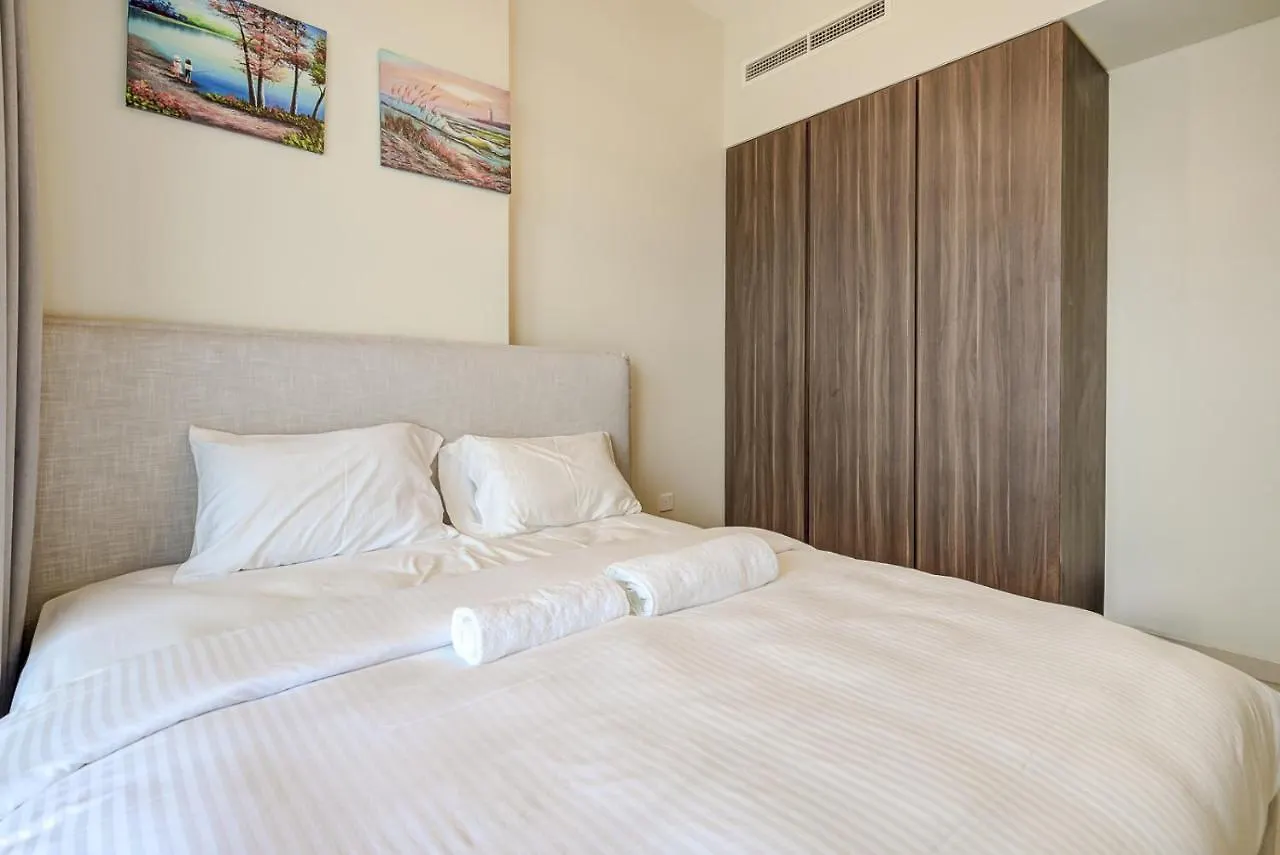Apartment Two Bed Room Near Burj Khalifa Dubai Mall-5Minuts-Rva2705
